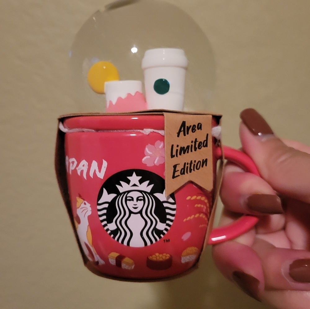 Starbucks Japan Limited Edition Snow Globe Mug NEW